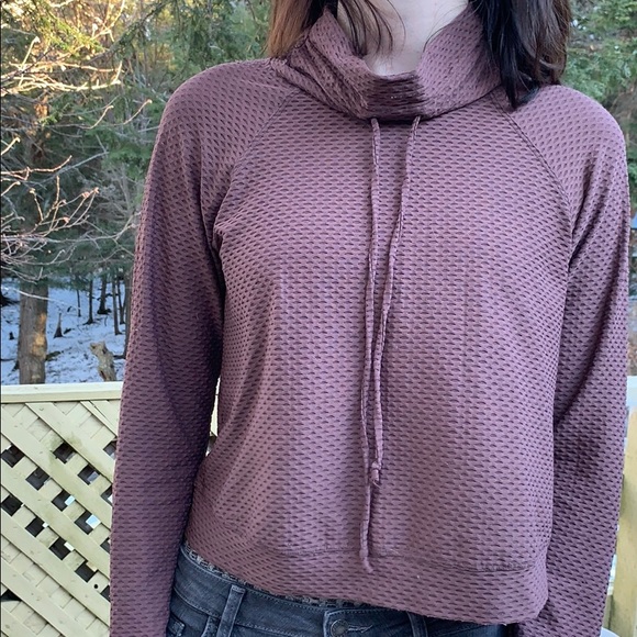 📌 Koral Pump Closed Mesh Pullover Cowl Neck - Picture 2 of 7